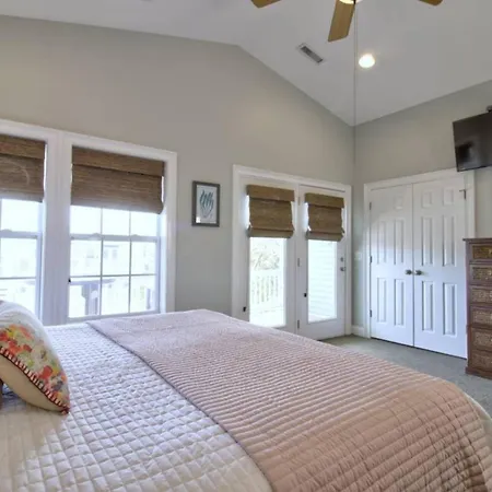 Relaxing Junet Tatil Evi Saint-Tropez